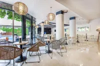 Hotel Xaine Park - Bãi đậu xe