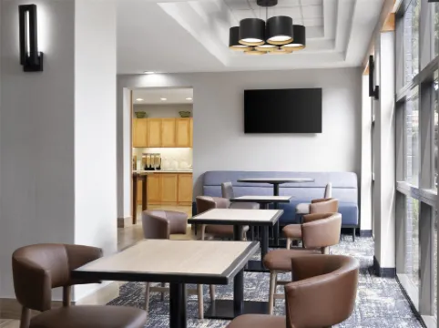 Hyatt Place ATL Alpharetta North Point