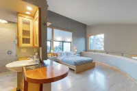 Deck Views Fire Pit Pool 3 Mins to Beach Madrona Tree Retreat by AvantStay