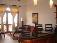 Fabulous Ocean Views  Top Floor - Elevator -Terrace - 4 Pools