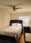 Relaxing 3 Bedroom, 2 Bathrooms. Large backyard, pool, jacuzzi + 2 patios, grill