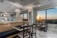 Princess Royale Oceanfront Resort Hoteles en Ocean City