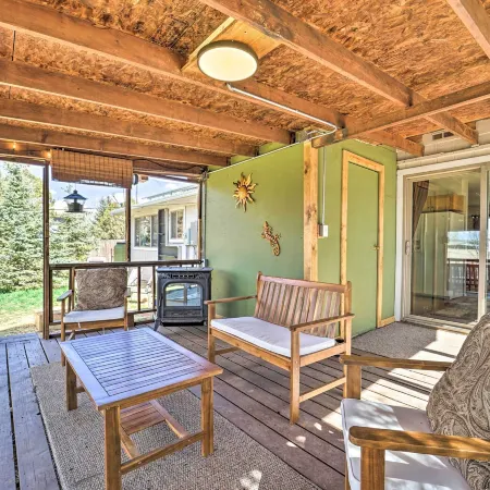 Eco-Friendly Escape in Cortez - Pets Welcome!