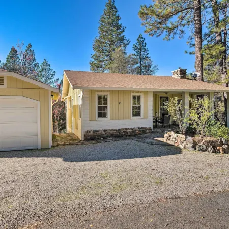 River Pines Wine Country Escape w/ Hot Tub!