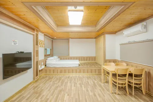 Boryeong Daecheon Sun and Moon Pension