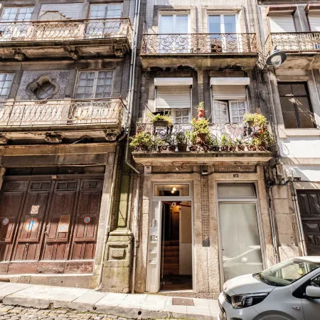 Belomonte 22 Apartments Porto World Heritage Отели рядом с достопримечательностью «Паласио да Больза»