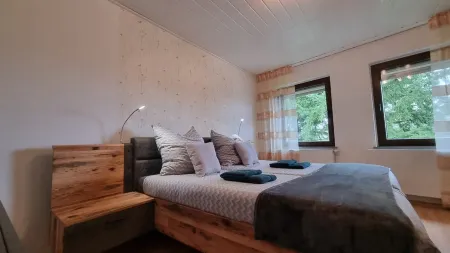 Vacation apartment II with panoramic view in the old town of Arnsberg Отели рядом с достопримечательностью «Golfclub Sauerland»