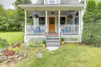 Upper Valley Retreat on 15 Acres Near Dartmouth - Parking