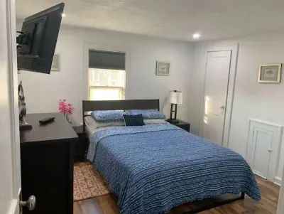 Modern and stylish upstairs one bedroom apartment. Hotels near Pick n Save