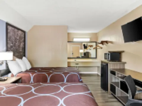 Super 8 by Wyndham Brownsburg Hotels in Brownsburg