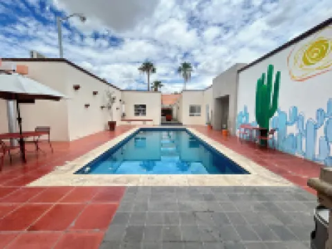 โฮเทล บูเอน วัลเล