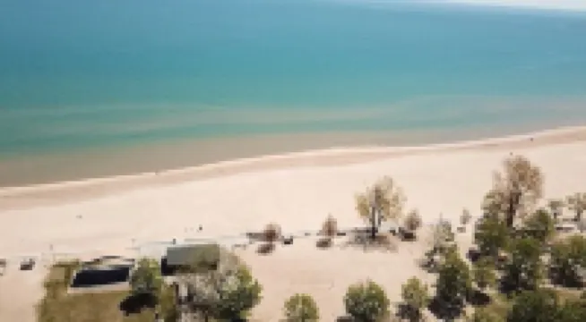2026 Remodel! Downtown Oscoda - Lake Huron Beach and Pier! Sleeps 13