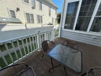 Gorgeous Spacious House 5BR 9Beds and Private Parking Hotels in Bailey's Crossroads