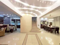 4-bedroom luxury familly villa with pool