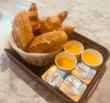 Apartment 10mins CDG Airport- Villepinte Exhibition Center- 25mins Disneyland 트렘블레이엔프렌스 호텔