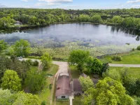 Relaxing property on a quiet road! Leave the hustle and bustle behind!