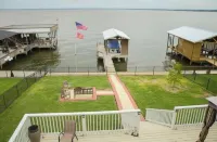 Livingston Lake Living 오나래스카 호텔