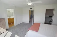 All Included & All Furnished 2 bed 2 bath Condo Ready to Move in! فنادق في ستيفنسون رانتش