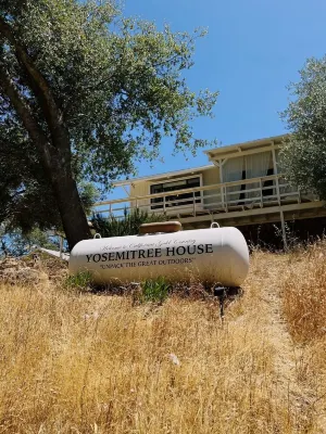Yosemitree House - Eco-Sustainable Retreat, Yosemite National Park