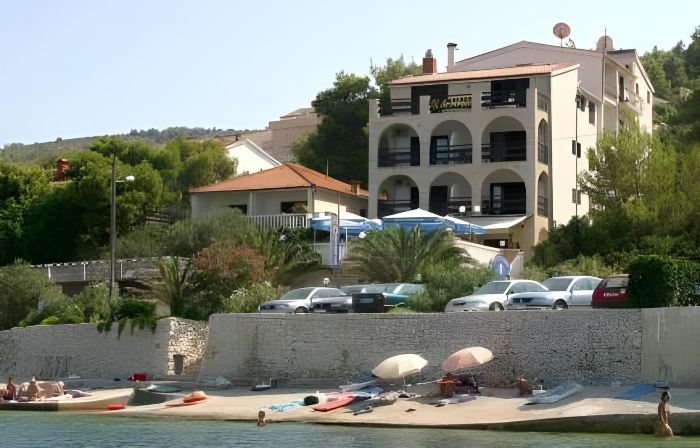 Hotel Vila Tina