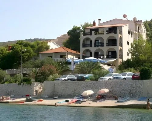 Hotel Vila Tina Hotels in Arbanija