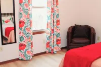 Quaint Secluded 3BR/2BA Cottage w/Fire Pit