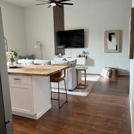 Cozy 2-bedroom condo with WiFi, AC in Colfax