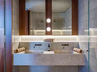 Camperdown - Luxury Architectural Escape - Brand New Home!!! Hotels in Camperdown