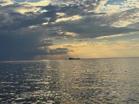 Secluded North Fork Wine Country Gem on Long Island Sound