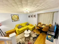 2‑Bed Luxe Retreat near Leagrave Stn, L&D Hosp, LTN Airport & Whipsnade Zoo.