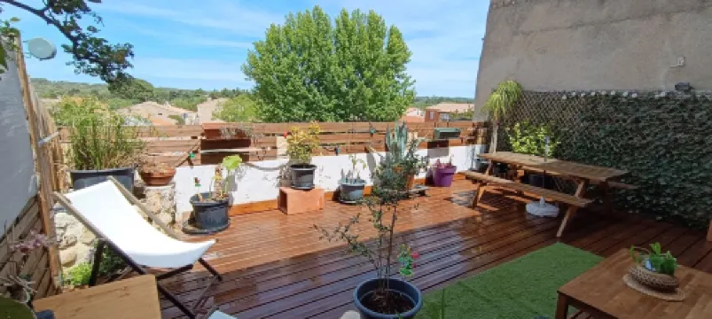 Maison de Village Typique des Corbières Quartier Médiéval Hotels in Sigean