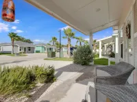 The Salty Breeze Cottage at The Oasis