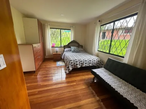 Lugar para relajarse con tu familia, cerca de la ciudad al mismo tiempo alejado.