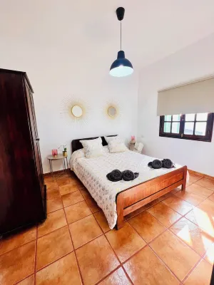 Quiet house with spectacular views to Isla de Lobos and Fuerteventura.