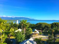 Centrally located ground floor of 2 storey Artist's modern studio house.