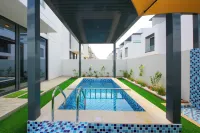 실크 밸리 - 럭셔리 4베드룸, 프라이빗 풀 있음 엄 앨 퀘인 호텔