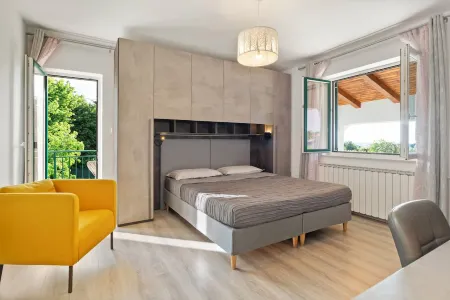 NAT APARTMENTS Koper - Daisy and Tulip Apartments