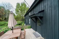 Charming 5-bedroom barn with WiFi, AC in superb Cooperstown