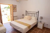 Casa Mari is a fabulous Villa with large swim pool, tennis,  Games Room, garden Hotels near Resort Indalo