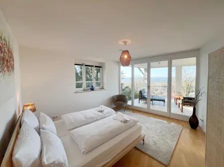 ღLiBORIA I BBQ Villa Herrsching Отели в г. Хершинг-ам-Аммерзе