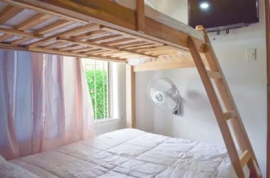 Montegerizim Beach House Hotels near Tierra Bomba Island