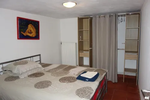 A QUIET BUNGALOW IN THE HEART OF TOWN