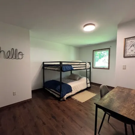 Dockside Retreat on the Canal on Lake Bemidji- 4BR, 3BA-Hot Tub-Fireplace!