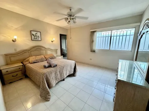 House with Excellent Location /Tec de Monterrey/Hospital Angeles/Private/Secure