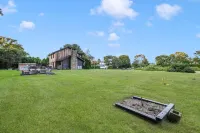Stunning Farmhouse - Private Pool & Vintage Arcade - Close to Newport & Beaches - 4 tähden