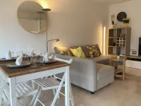 2-Room Apartment in Juan-Les-Pins, Antibes - Terrace, Close to the Beach