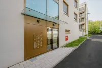 Delightful 3 Room Apart. ETRO I Centre I Balcony I Family-friendly I Homeoffice Các khách sạn gần Lidl