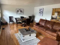 Pet friendly Spacious, modern, best location