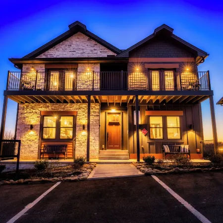 Smith Creek Reserve Luxury Cabins