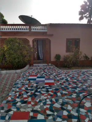 Mori’s House in Kulukochi close to the Beach! โรงแรมใน